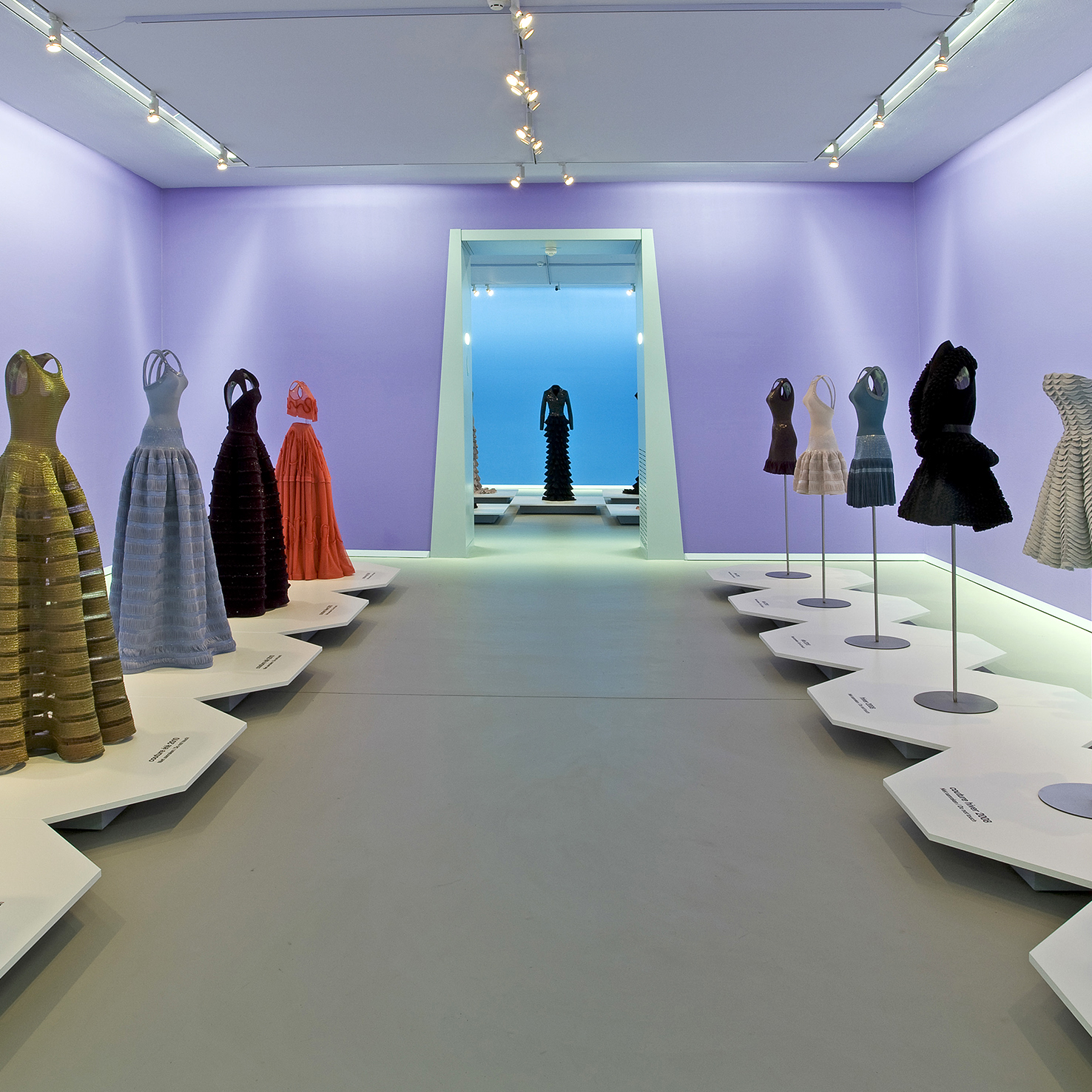Alaia: Azzedine Alaia in the 21st Century: Groninger Museum